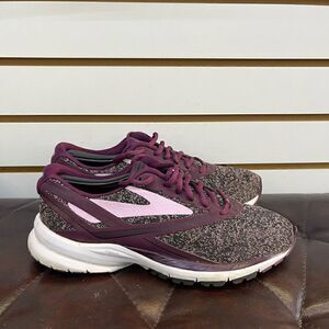 Brooks Womens Launch 4 1202341B941 Gray Purple Running Shoes Sneakers Size 9 B